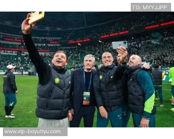 国安队员昨晚齐聚塞蒂恩住处送别情深意重温暖瞬间