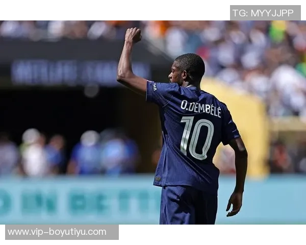 巴黎圣日耳曼续约困境加剧登贝莱金球奖得主成焦点 巴黎圣日耳曼续约困境加剧登贝莱金球奖得主成焦点