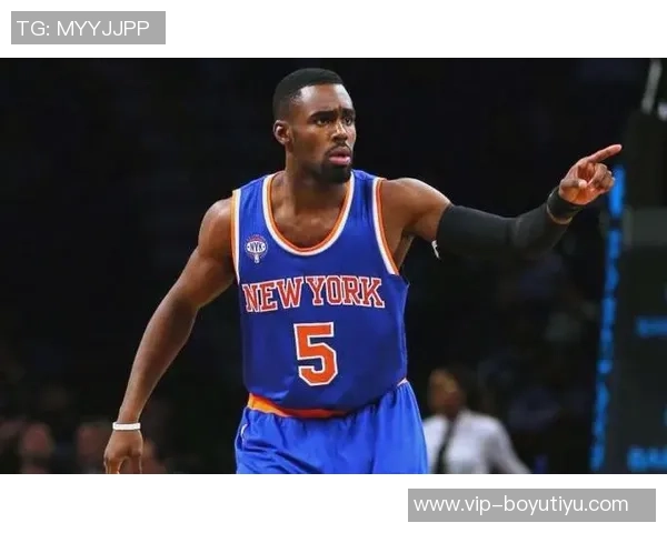 小哈达威本赛季替补得分突破437分力争最佳第六人荣誉 小哈达威本赛季替补得分突破437分力争最佳第六人荣誉